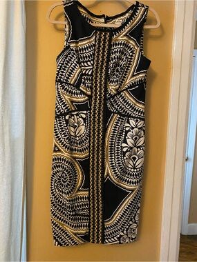 Signature by Sangria Black, White & Gold Printed Midi Sheath Dress